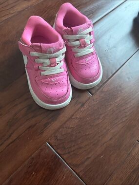 Nike Kids Hot Pink & White Strap Sneakers